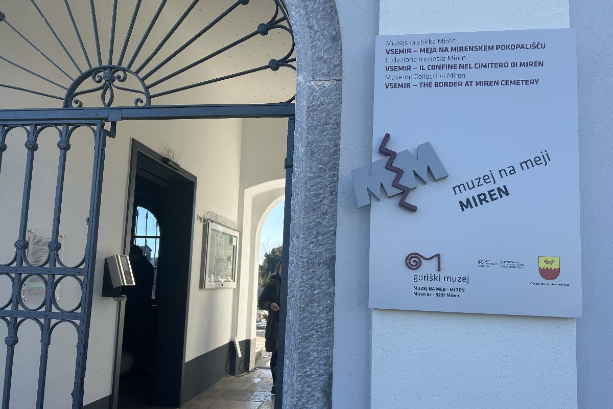 Vsemir Razstava Miren Radio Robin