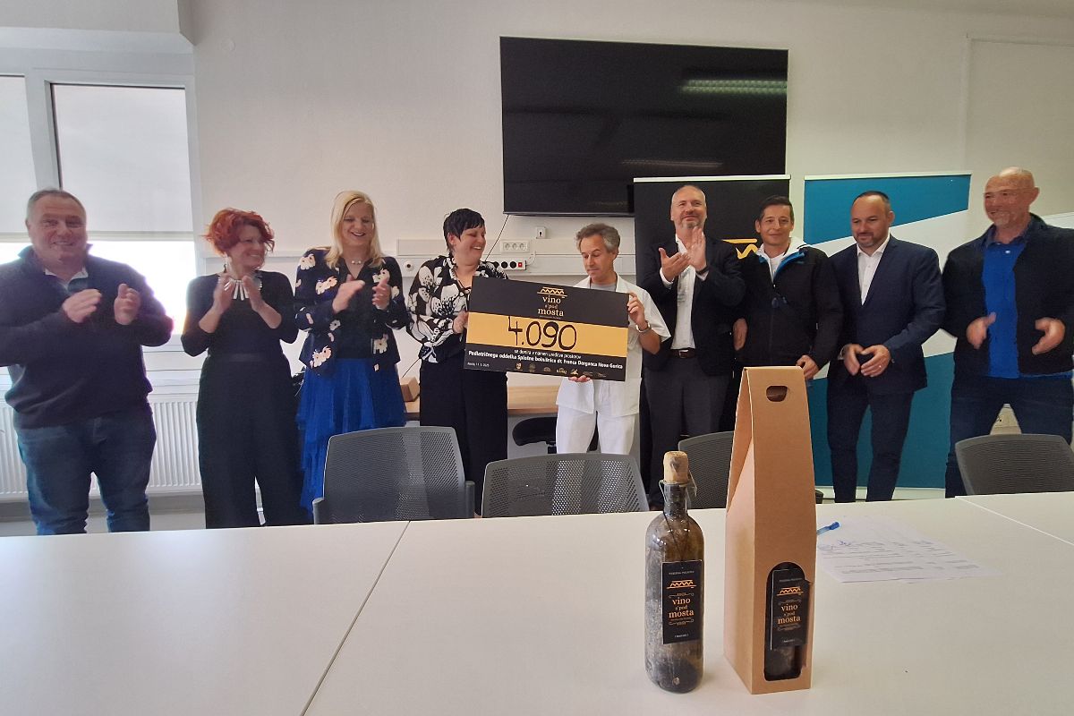 Donacija bolnica vino rence