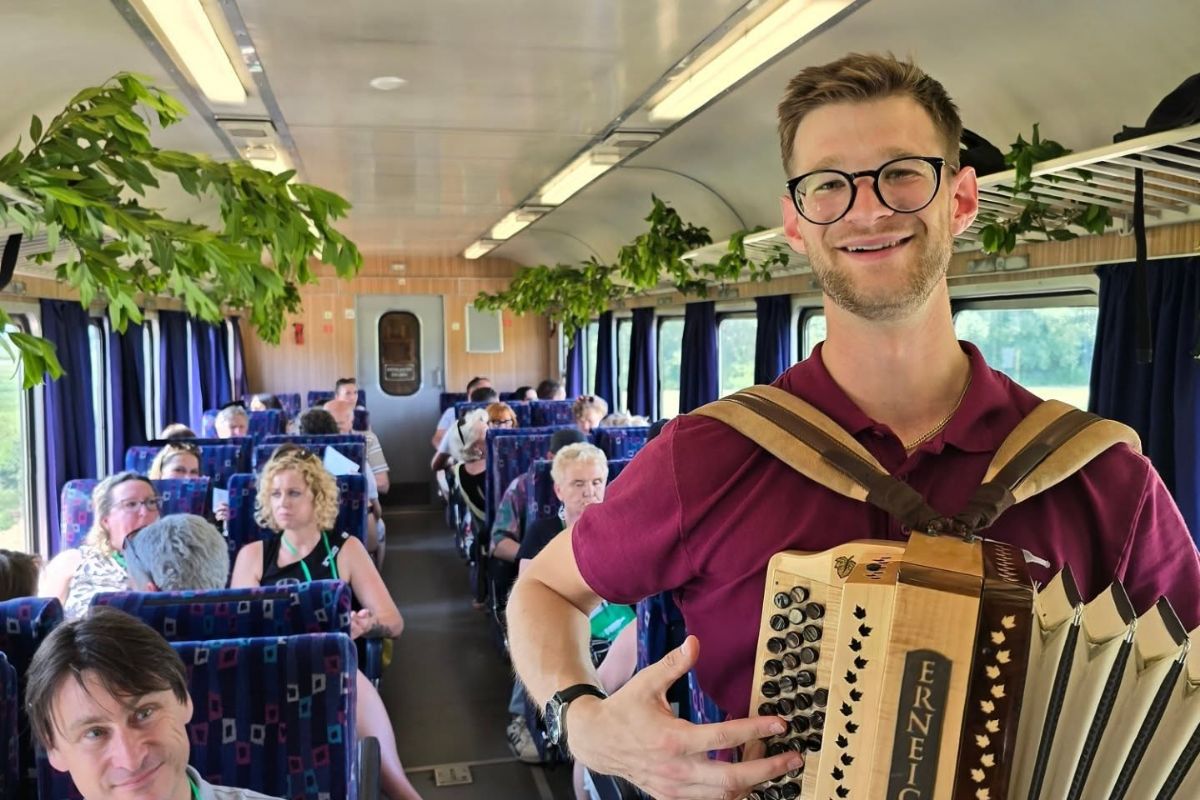 Vinski vlak fb vinski