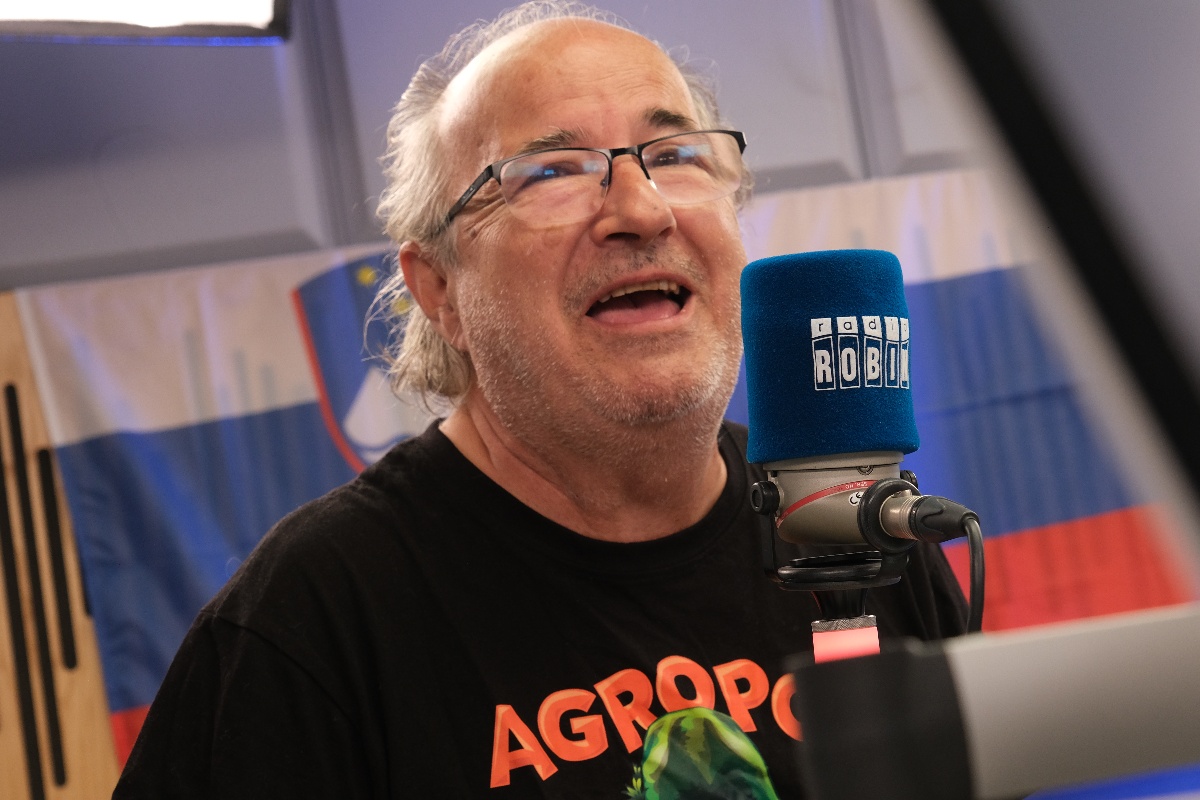 Ales klinar agropop robinov studio 2025