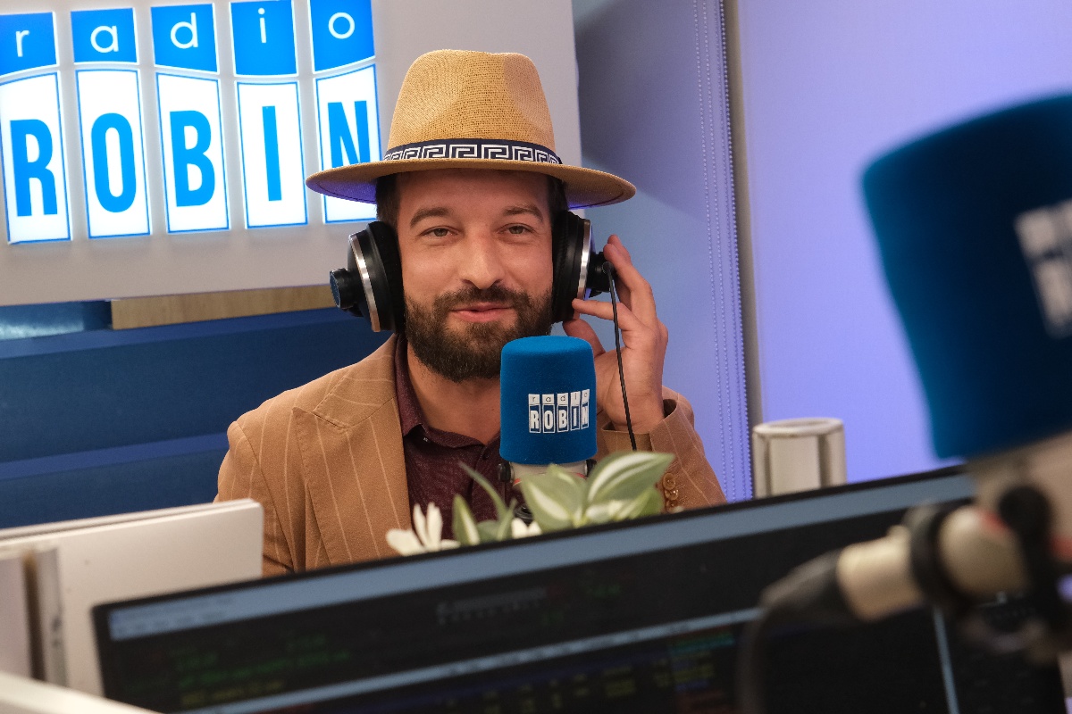 Luka nebec v robinovem studiu 2025