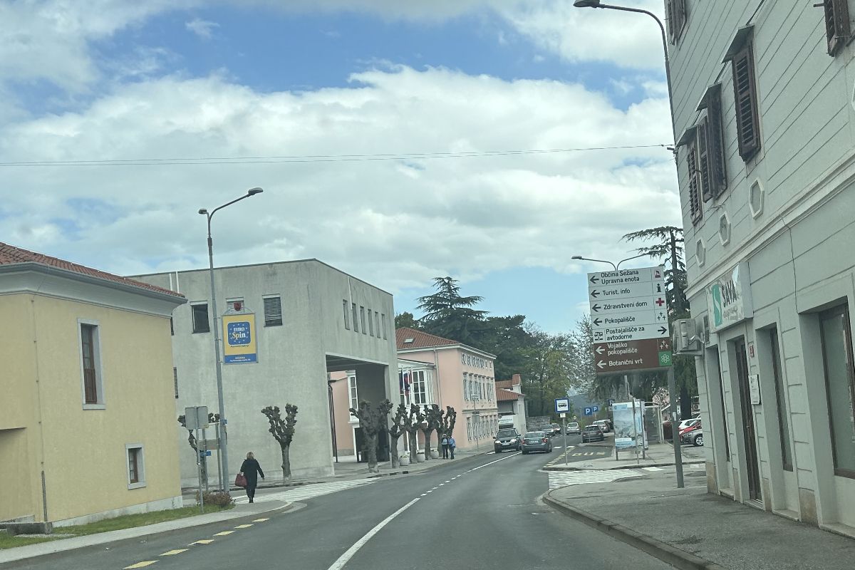 Sezana ue radiorobin