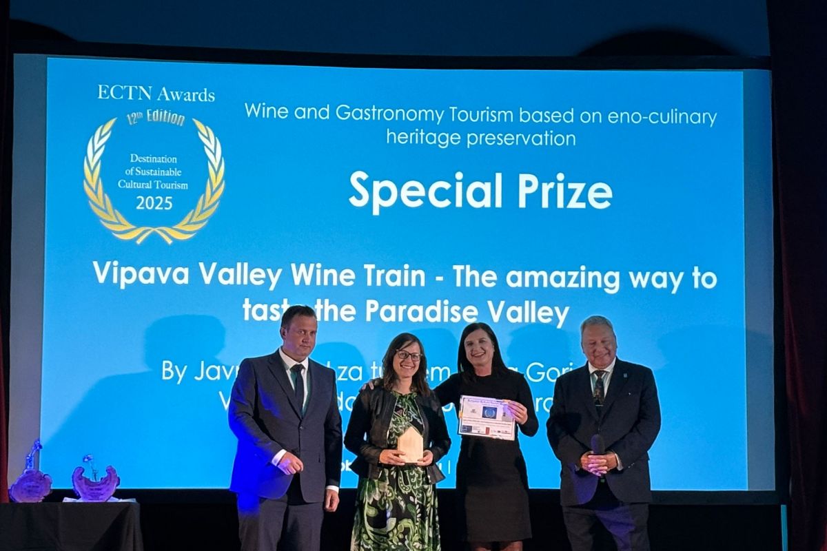 Vinski vlak podelitev