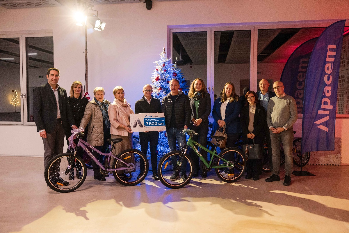 Donacija Alpacema 8 otroskih koles dec2025