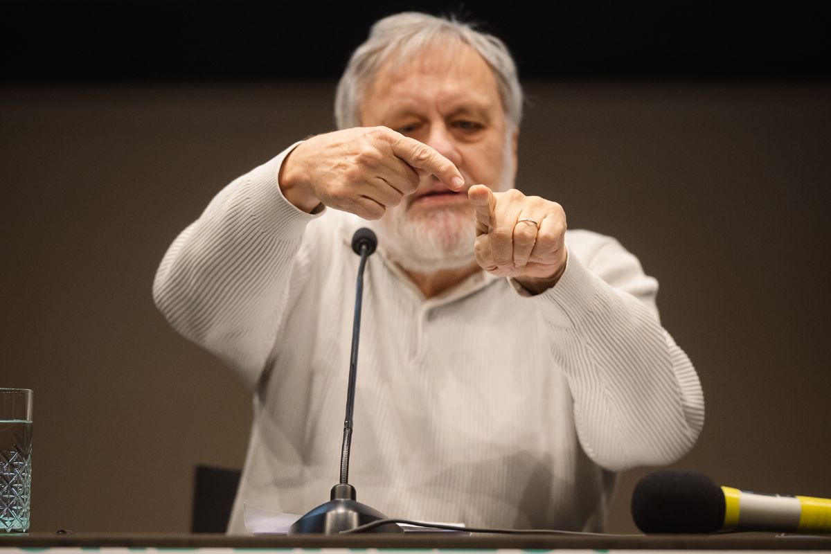 ZIZEK EPIC JERNEJ HUMAR