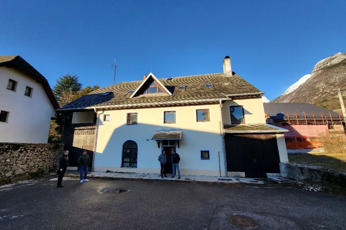 GOZDNA HISA OBCINA BOVEC