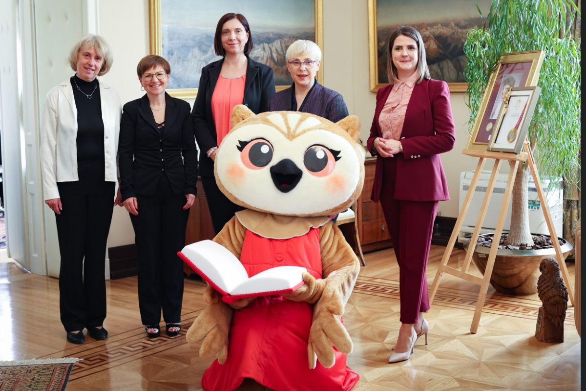 Predsednica s kolektivom LKA in Karlo