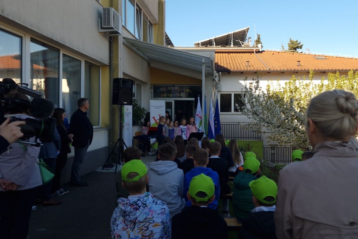 SOLA DOBROVO IN STEVERJAN