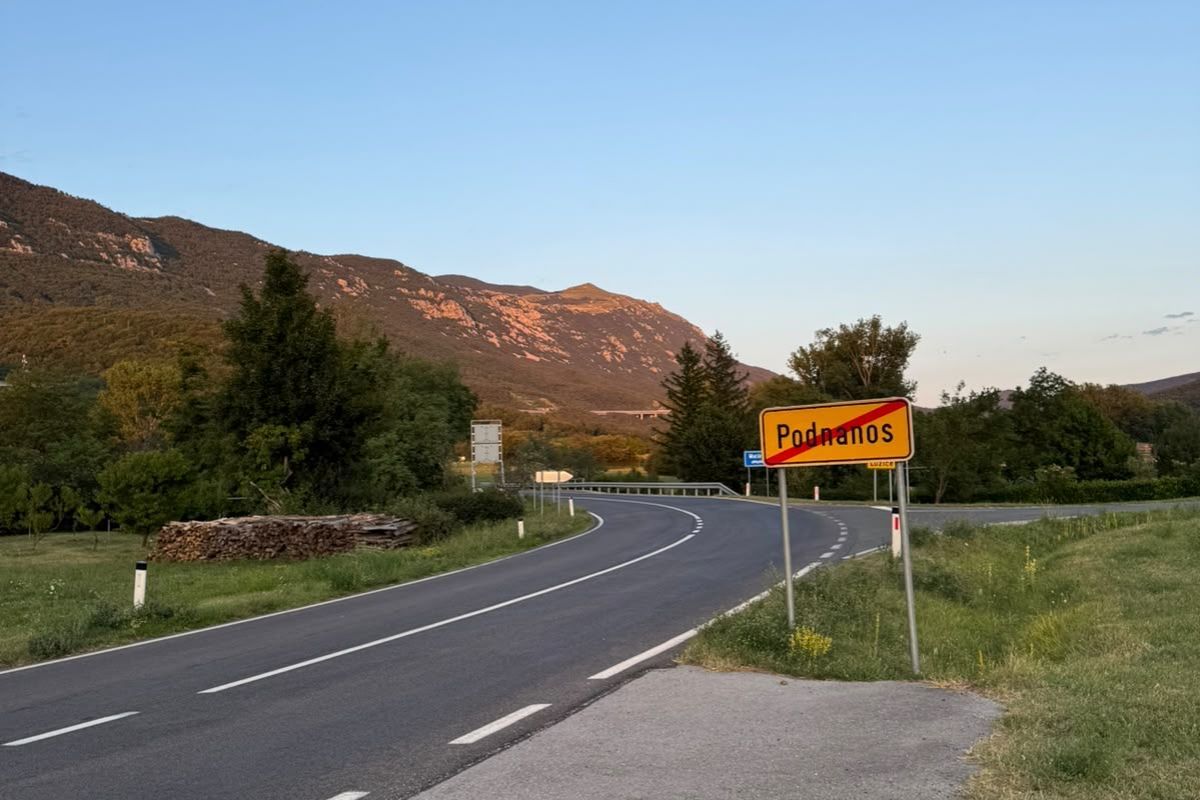 PODNANOS HRASCE