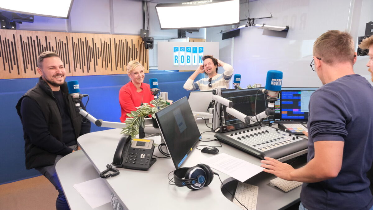 Gimnazija nova gorica radio robin
