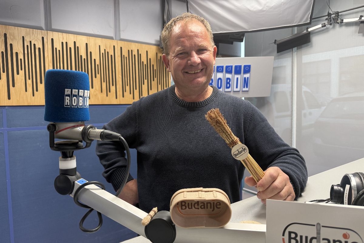 IVAN KRASNA BUDANJE RADIO ROBIN