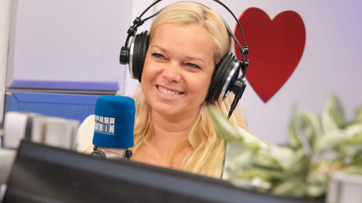Spela mocnik paradiz radio robin